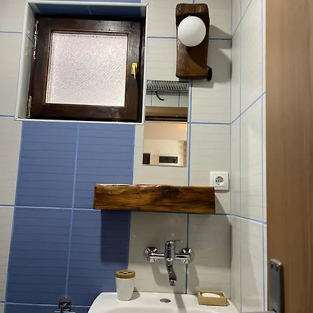 Sumor Sume - Tara 1 Lodge *